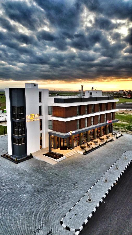 Cezar'S Airport Hotel Nikozja Zewnętrze zdjęcie